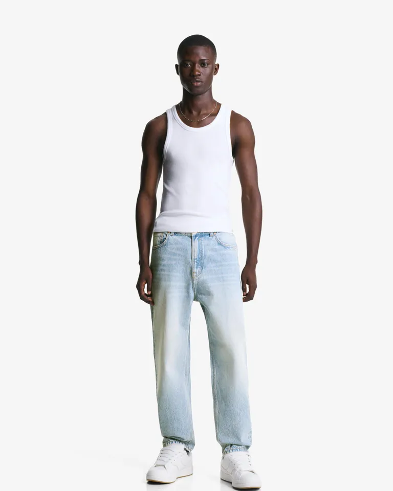 Jeans suelto tapered de Bershka en Pantalones para argentina