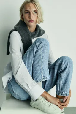 Jeans mom tiro alto de Mango en Pantalones para argentina