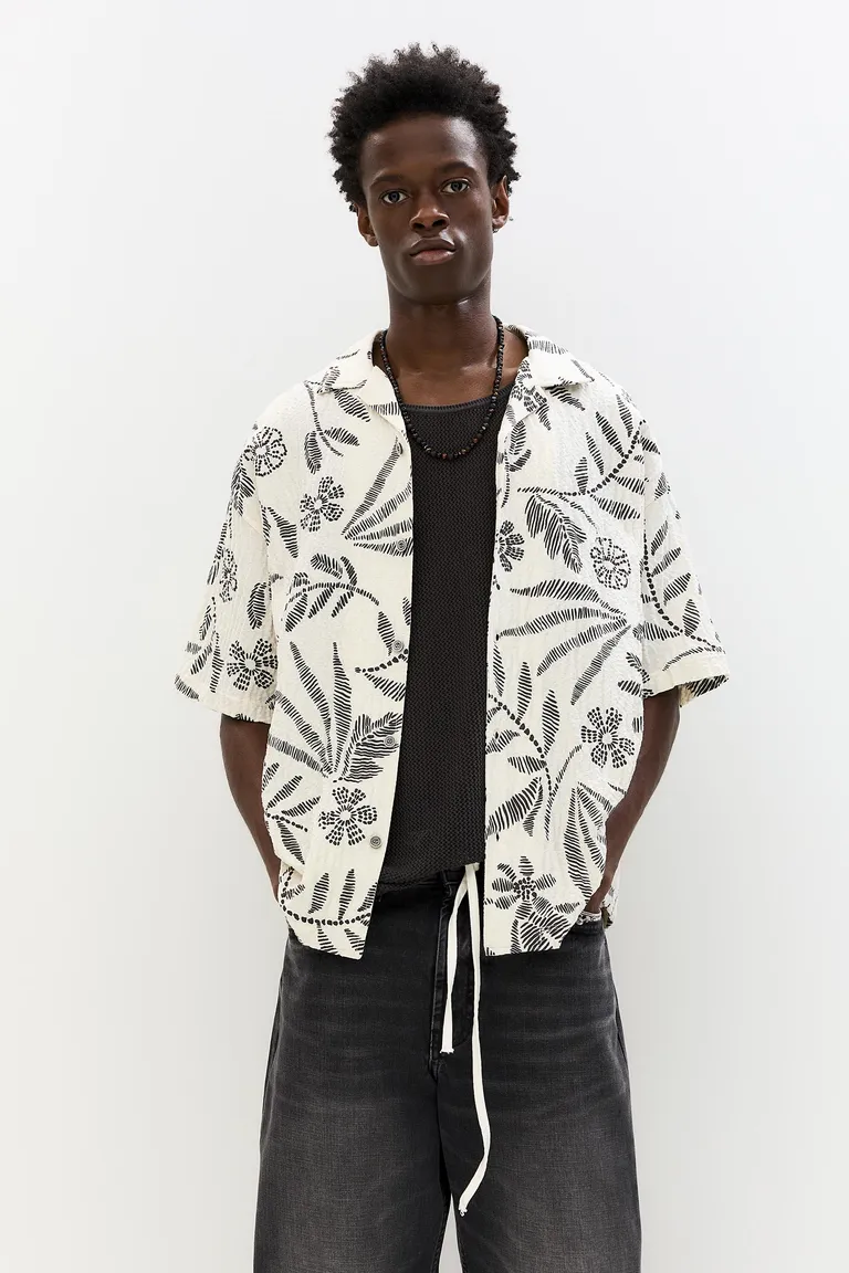 Camisa manga corta bambula estampada de Pull&Bear en Camisas para argentina
