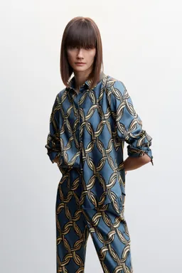 Pantalón satinado estampado de Mango en Pantalones para argentina