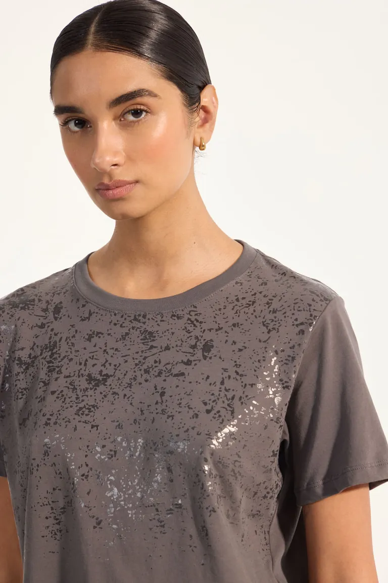 Remera de diseño con efecto glitter y manga corta para mujer de Portsaid en Remeras para argentina