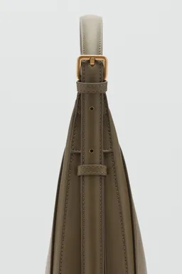 Cartera hombro ovalada de Mango en Bolsos y Carteras para argentina