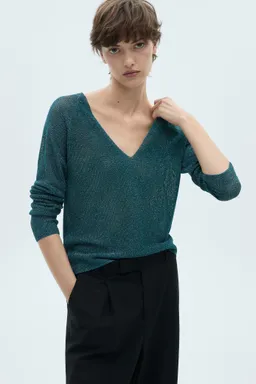 Sweater lúrex escote de Mango en Buzos y Sweaters para argentina