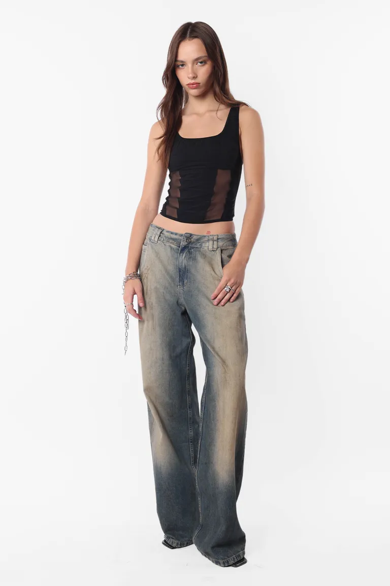 Top sin mangas de corte ajustado con detalles de encaje en la espalda de Top White en Tops para argentina