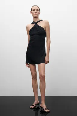 Vestido satinado con nudo de Mango en Vestidos para argentina