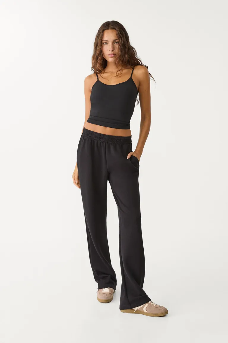 Pantalón recto suave de Stradivarius en Pantalones para argentina
