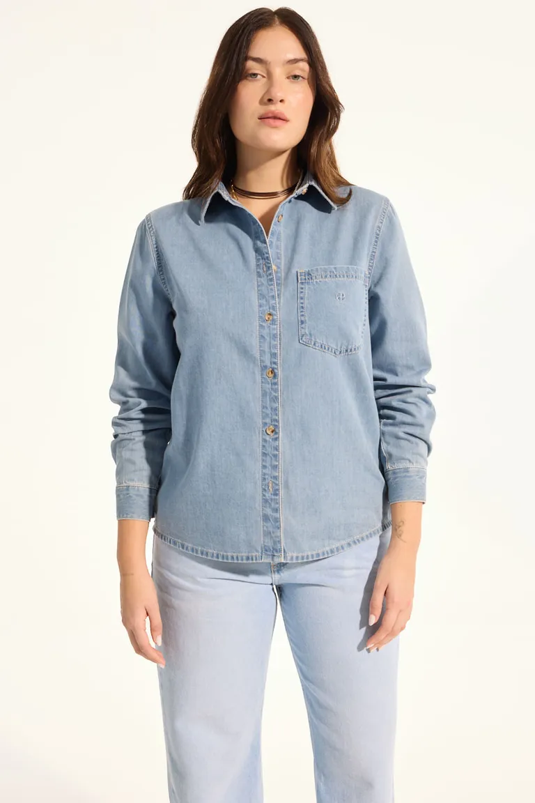 Camisa de tela de jeans de corte recto y manga larga con cuello a la base y bolsillo de Portsaid en Camisas para argentina