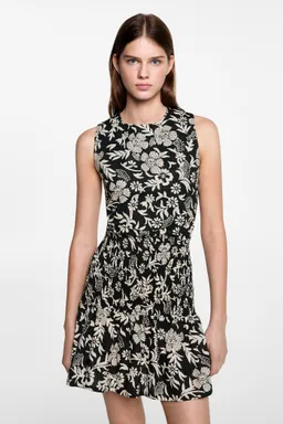 Vestido floral fruncido de Mango Teen en Vestidos para argentina