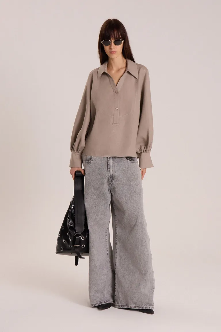 Camisa de lino gris con mangas tipo balloon y corte holgado para mujer de Maria Cher en Camisas para argentina