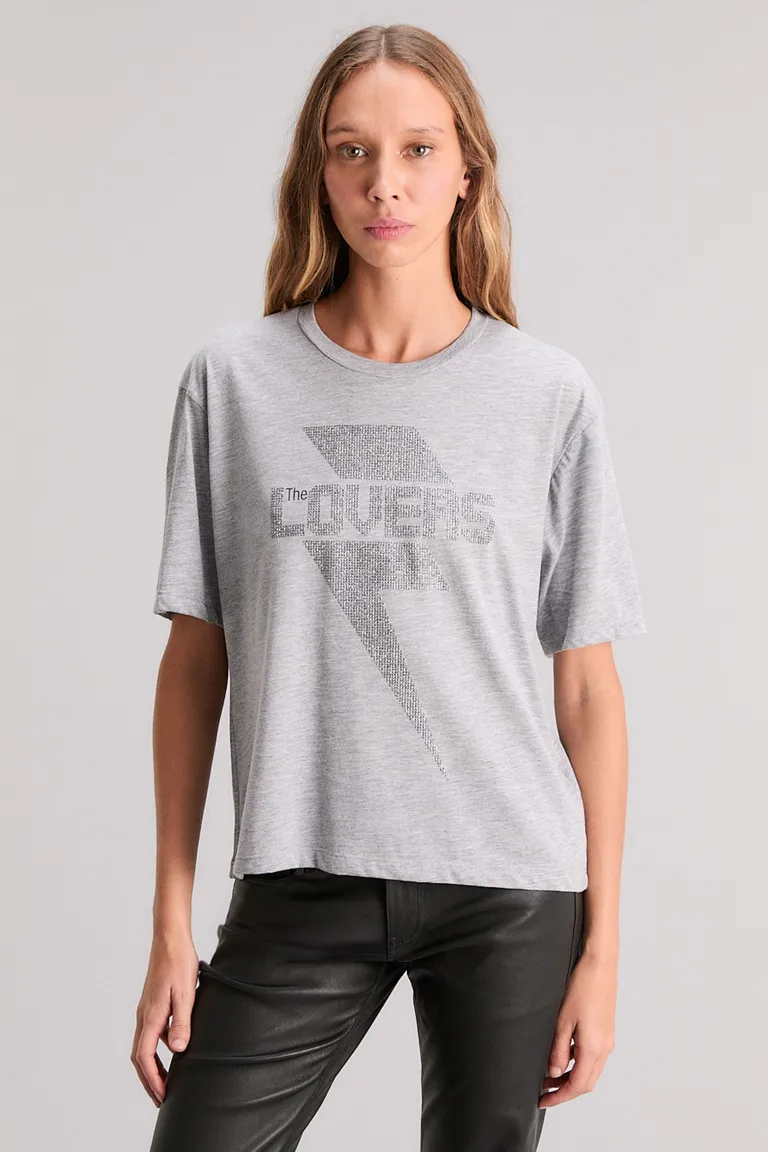 Remera de estilo casual con diseño exclusivo en técnica de glitter de Kosiuko en Remeras para argentina