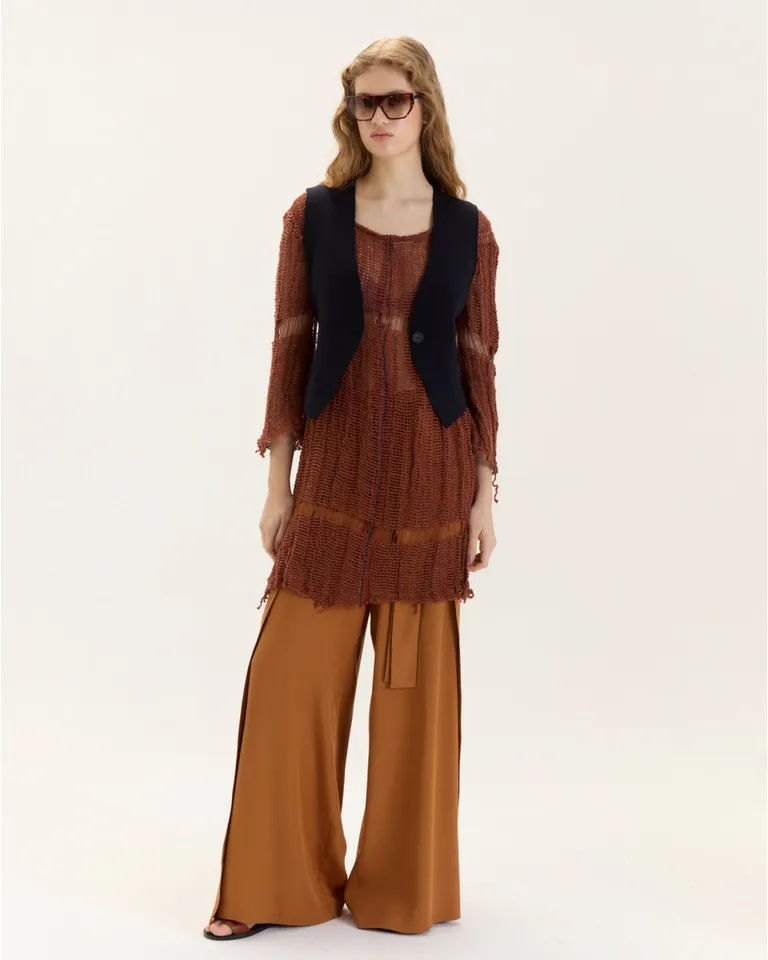 Chaleco corto de punto calado en tono marrón para mujer de Blue Sheep en Chalecos para argentina