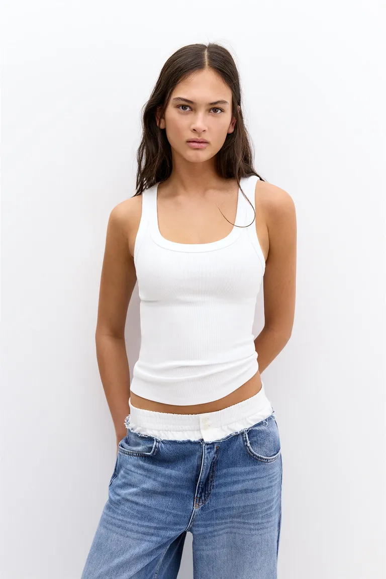 Musculosa canalé de Pull&Bear en Tops para argentina