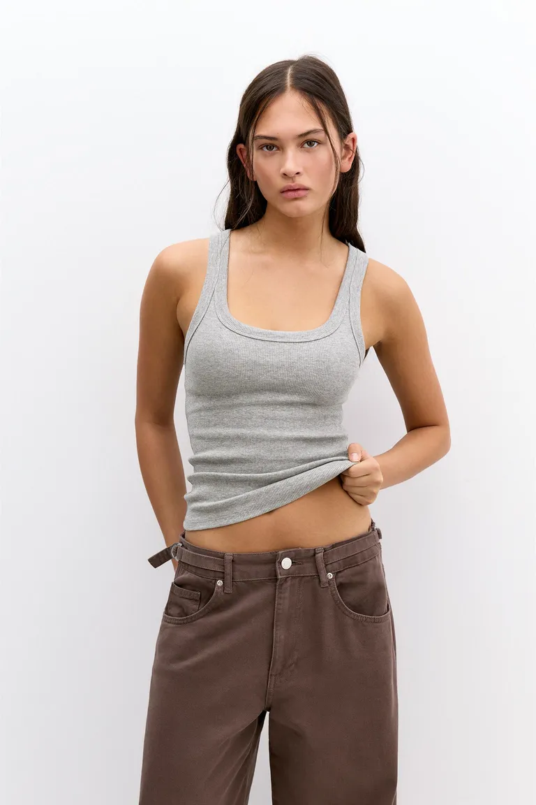 Musculosa canalé de Pull&Bear en Tops para argentina