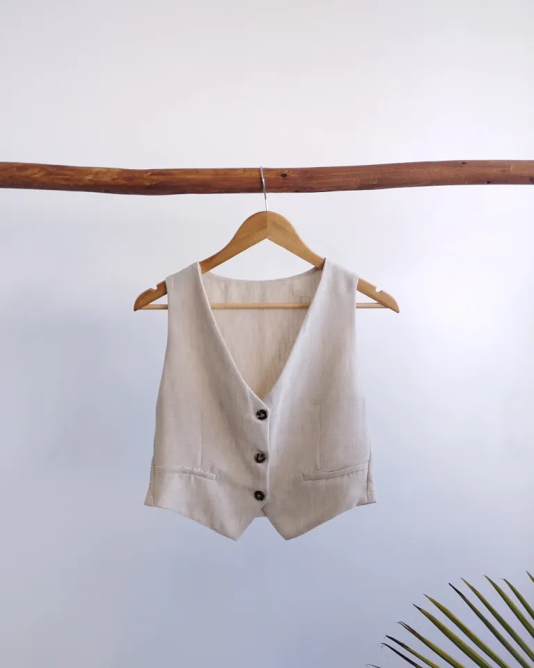 Chaleco lirio con bolsillo y botón marmolado en varios colores de Lemmon en Chalecos para argentina