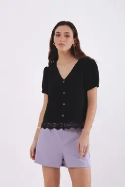 Camisa escote puntilla abajo de Blush en Camisas para argentina