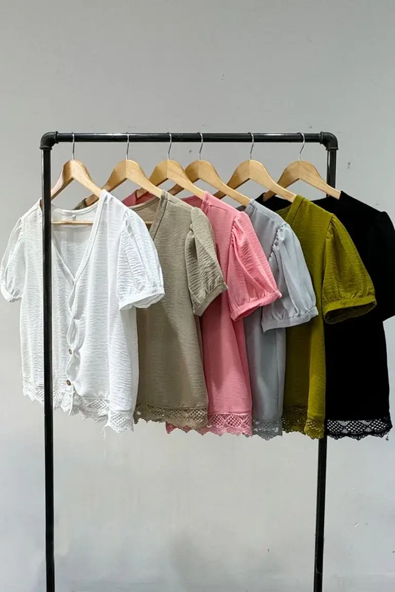 Camisa con Puntilla de Blush en Camisas para argentina