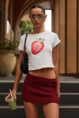 Remera bebé gráfico fresita de Peppermayo en Remeras para argentina