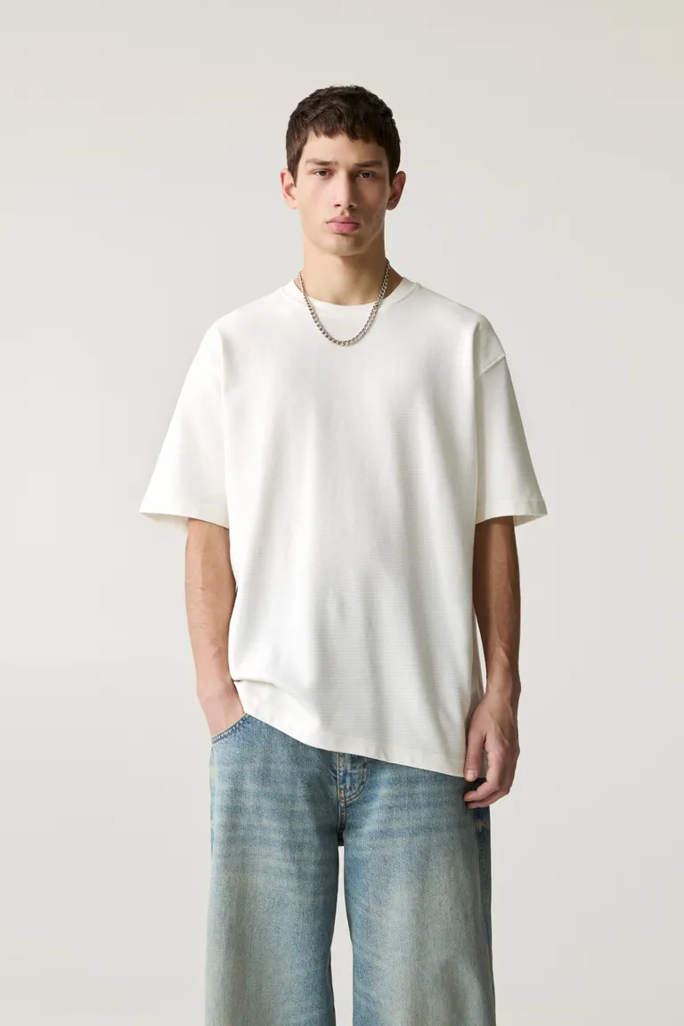 Camiseta manga corta otomán de Pull&Bear en Remeras y Polos para argentina