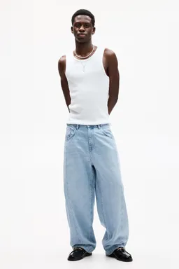 Jeans barrel stwd de Pull&Bear en Pantalones para argentina