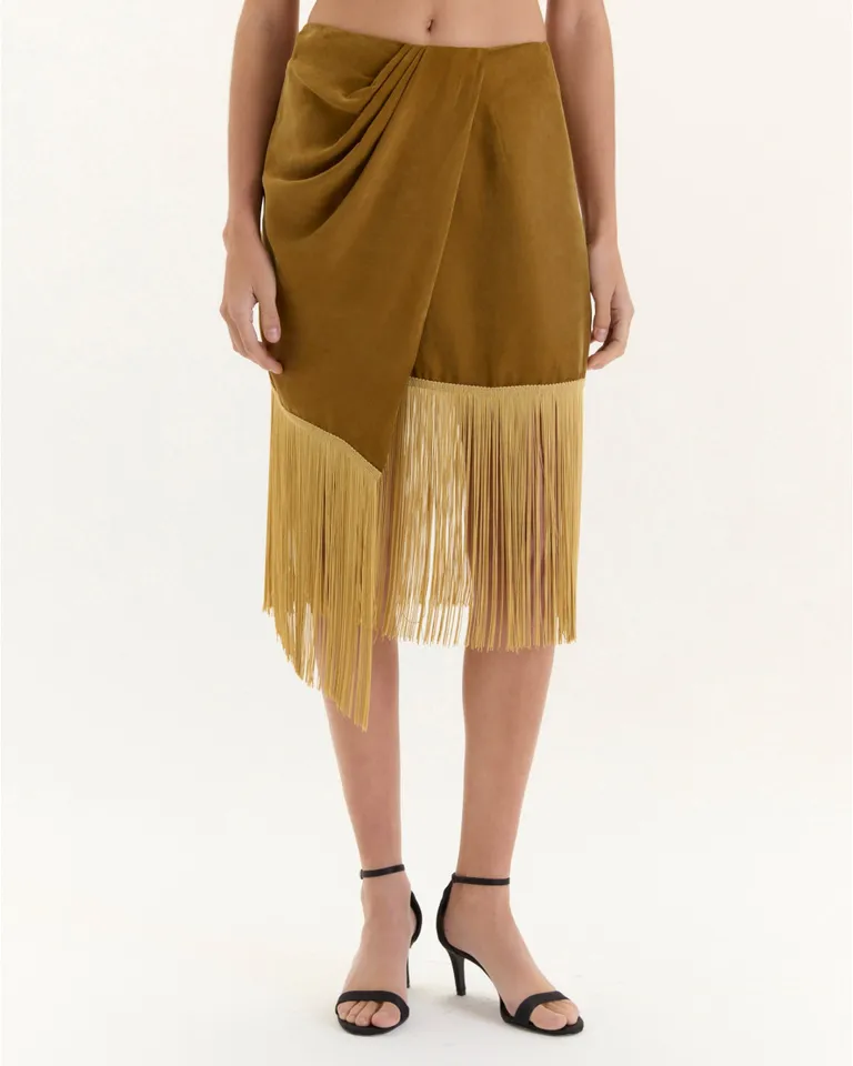 Falda rachel con diseño drapeado y flecos, confeccionada en cupro de Blue Sheep en Faldas para argentina
