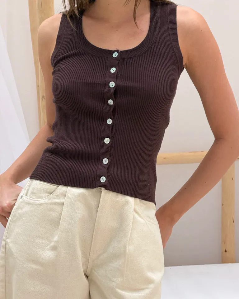 Top marrón con cuello en V y botones delanteros para mujer de Sky en Tops para argentina