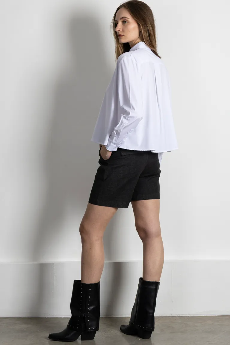 Camisa blanca de corte elegante y sencillo para mujer de Kill en Camisas para argentina