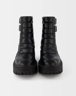 Botín plataforma con hebillas de Bershka en Botas y Borcegos para argentina