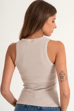 Musculosa Escote Cerrado de Isostasia en Tops para argentina