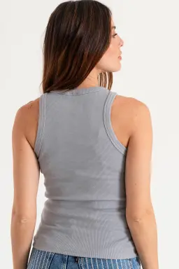 Musculosa Escote Cerrado de Isostasia en Tops para argentina