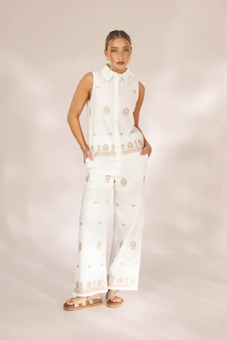 Pantalón clavel de corte recto y suave textura para mujer de Apricot en Pantalones para argentina