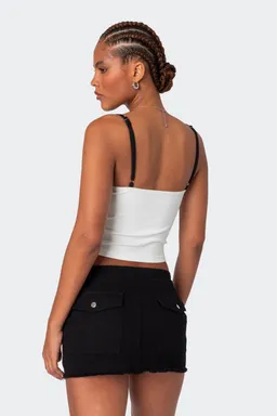 Musculosa con tiras yang de Edikted en Tops para argentina