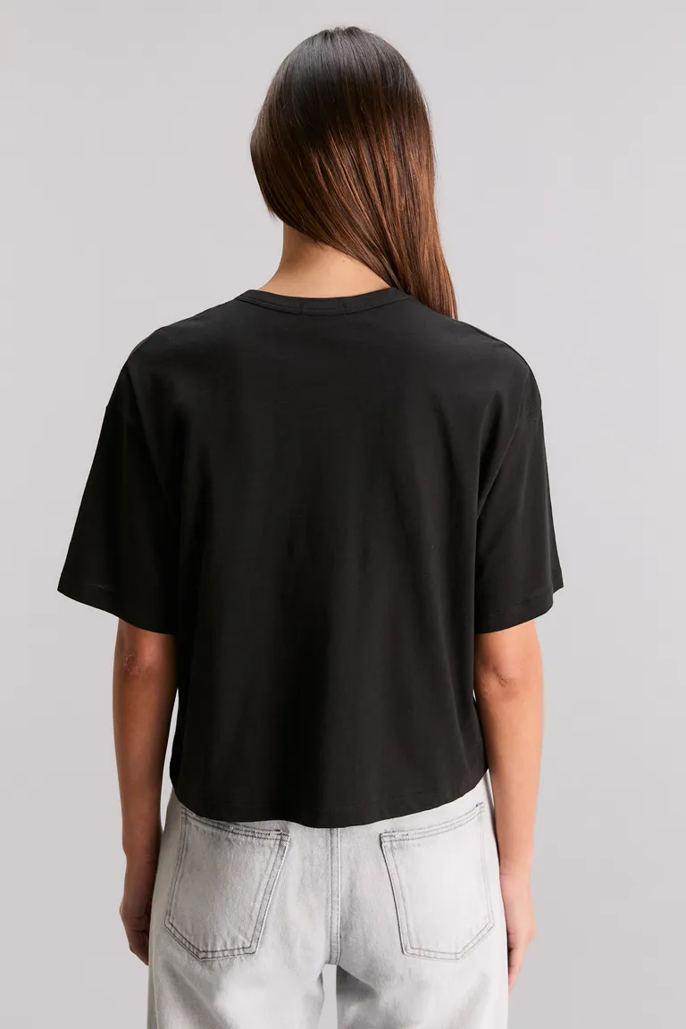 Remera de jersey de algodón con diseño bordado exclusivo de Kosiuko en Remeras para argentina