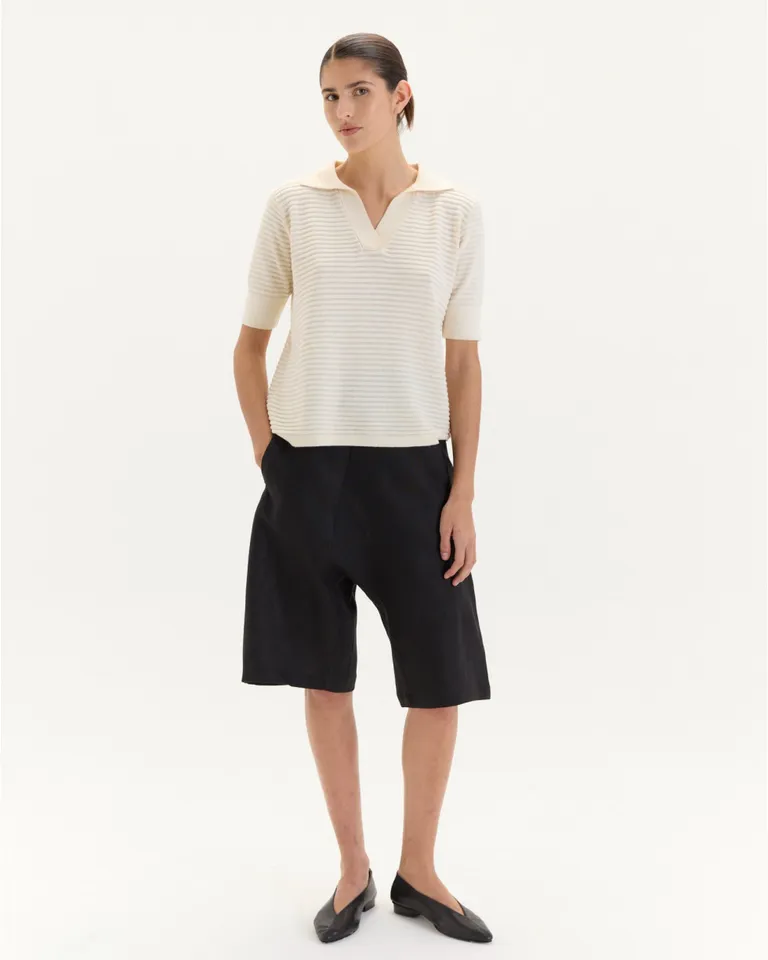 Remera de punto jersey con detalles en bastones horizontales de Blue Sheep en Remeras para argentina