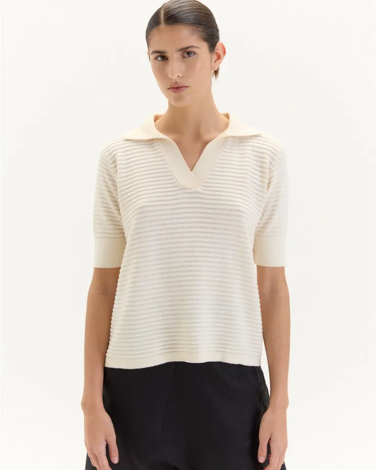 Remera de punto jersey con detalles en bastones horizontales de Blue Sheep en Remeras para argentina