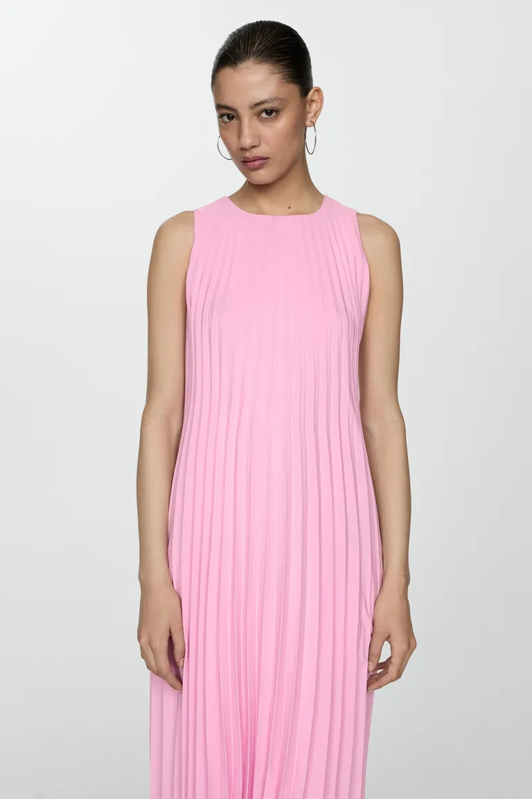 Vestido evasé plisado de Mango en Vestidos para argentina