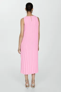 Vestido evasé plisado de Mango en Vestidos para argentina