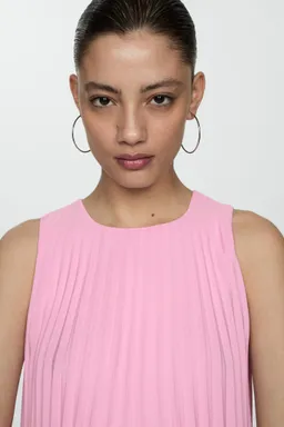 Vestido evasé plisado de Mango en Vestidos para argentina