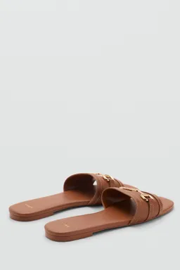 Sandalias cuero con hebilla de Mango en Sandalias para argentina