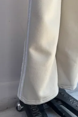 Jogging ancho lines de Roma en Pantalones para argentina
