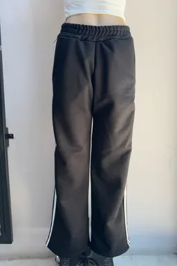 Jogging ancho lines de Roma en Pantalones para argentina