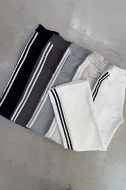 Jogging ancho lines de Roma en Pantalones para argentina