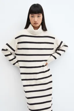 Vestido punto cuello vuelto de Mango en Buzos y Sweaters para argentina