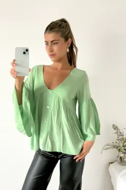 Blusa Fibrana Manga Campana de Benka en Blusas para argentina
