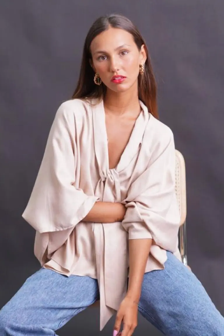 Poncho Blusa de Lino de Hesed en Capas y Ponchos para argentina