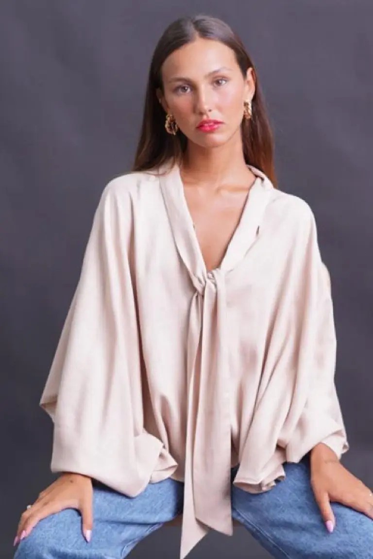 Poncho Blusa de Lino de Hesed en Capas y Ponchos para argentina