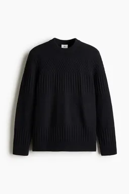 Sweater punto texturado regular fit de H&M en Buzos y Sweaters para argentina