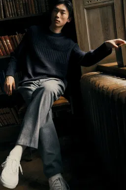 Sweater punto texturado regular fit de H&M en Buzos y Sweaters para argentina
