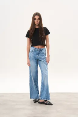 Jean denim gavin ancho de Magda en Pantalones para argentina