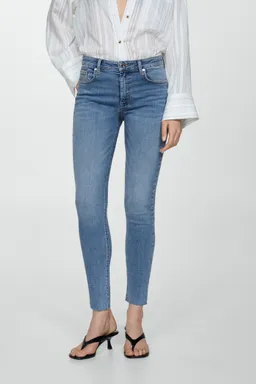 Jeans skinny crop de Mango en Pantalones para argentina