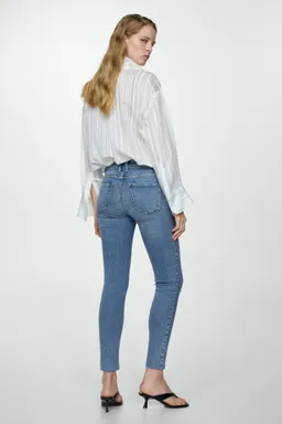 Jeans skinny crop de Mango en Pantalones para argentina